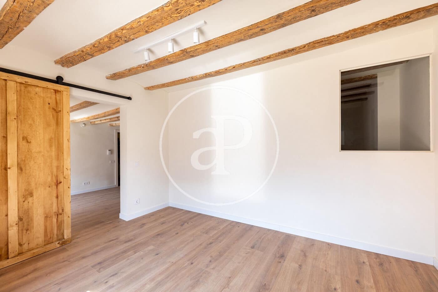 2 slaapkamer Appartement te koop in Barcelona stad - € 480.000 (Ref: 10098291)