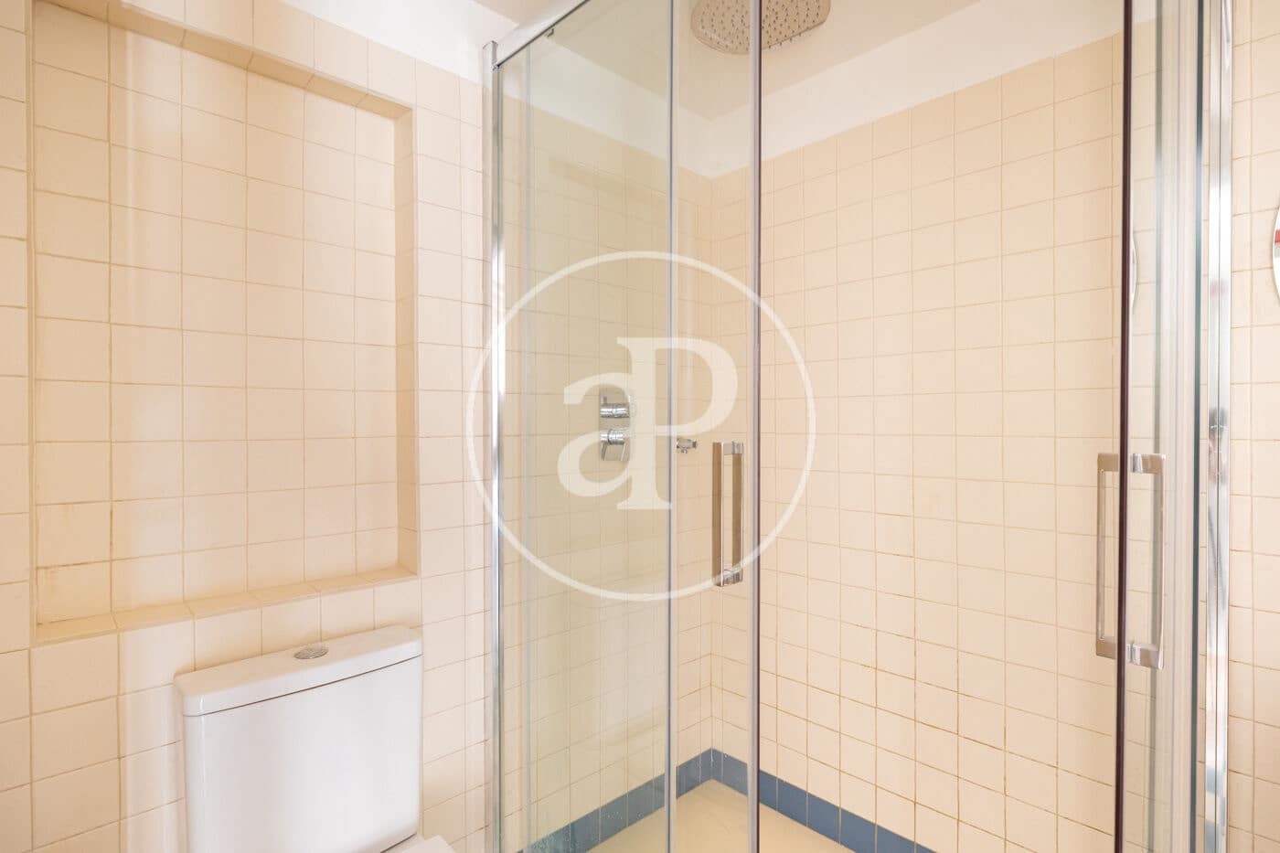 2 slaapkamer Appartement te koop in Barcelona stad - € 480.000 (Ref: 10098291)
