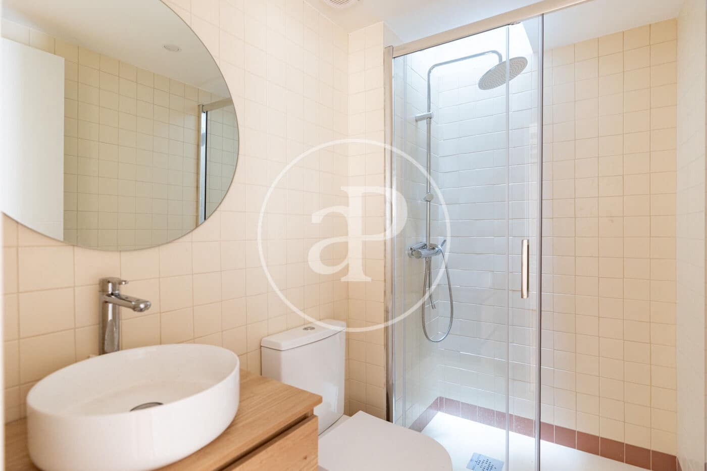 2 slaapkamer Appartement te koop in Barcelona stad - € 480.000 (Ref: 10098291)