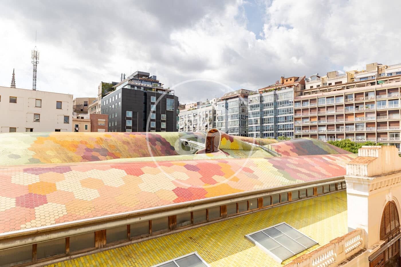 2 slaapkamer Appartement te koop in Barcelona stad - € 480.000 (Ref: 10098291)