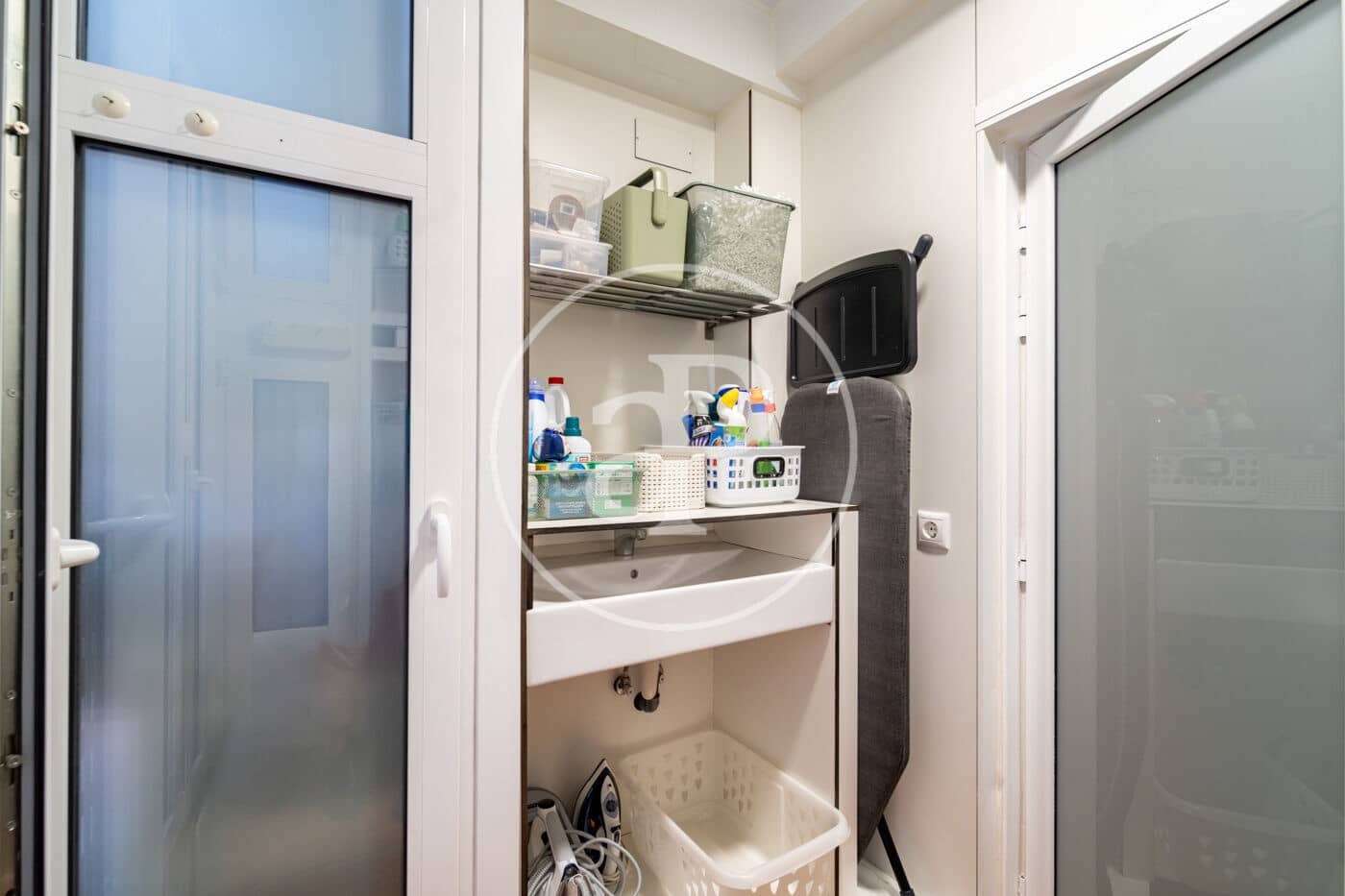 4 soveværelse Lejlighed til salg i Barcelona by med garage - € 1.580.000 (Ref: 10100162)