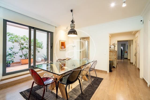 4 soveværelse Lejlighed til salg i Sant Gervasi - Galvany, Barcelona by med garage - € 1.580.000 (Ref: 10100162)