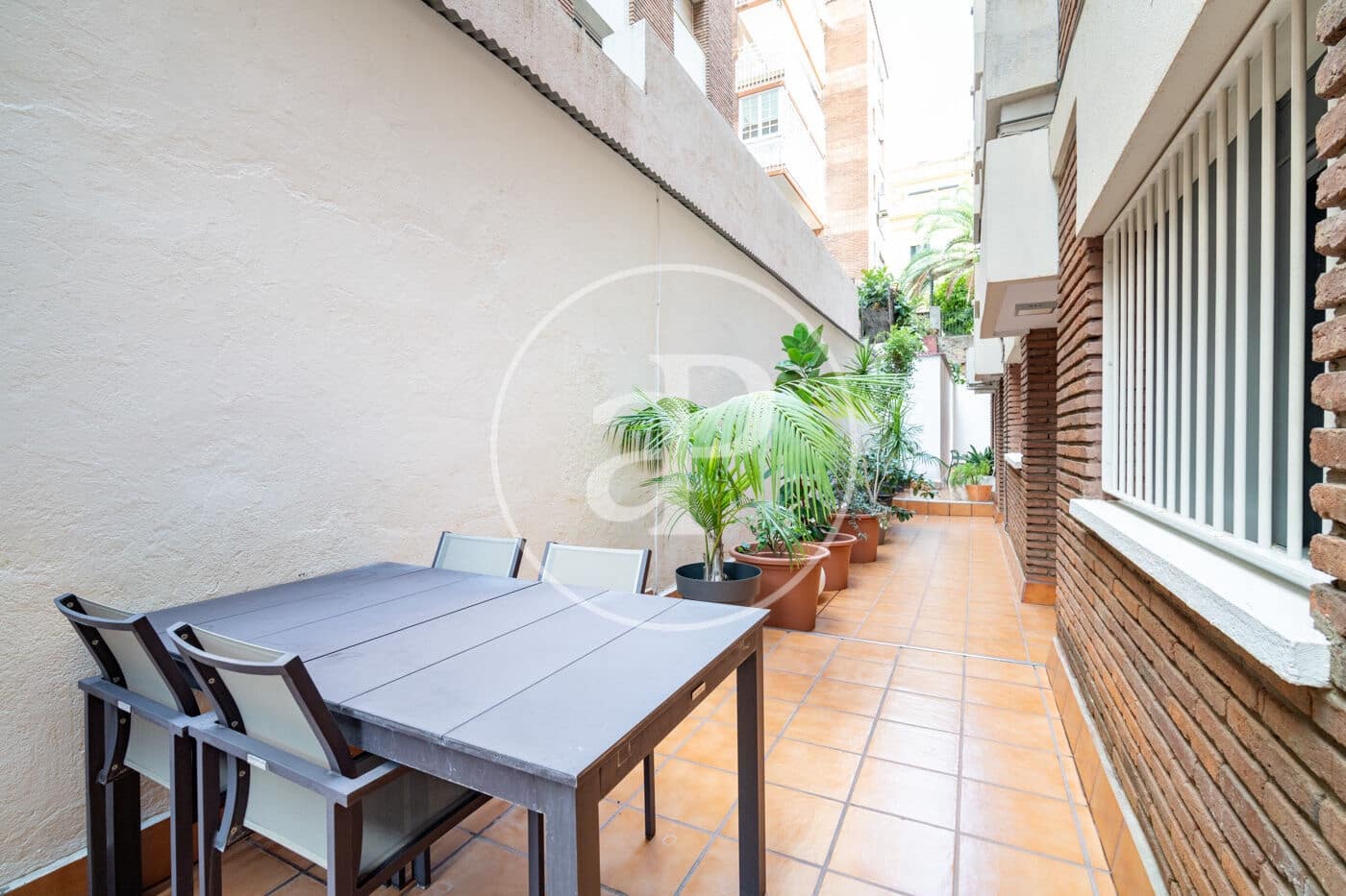 4 soveværelse Lejlighed til salg i Barcelona by med garage - € 1.580.000 (Ref: 10100162)