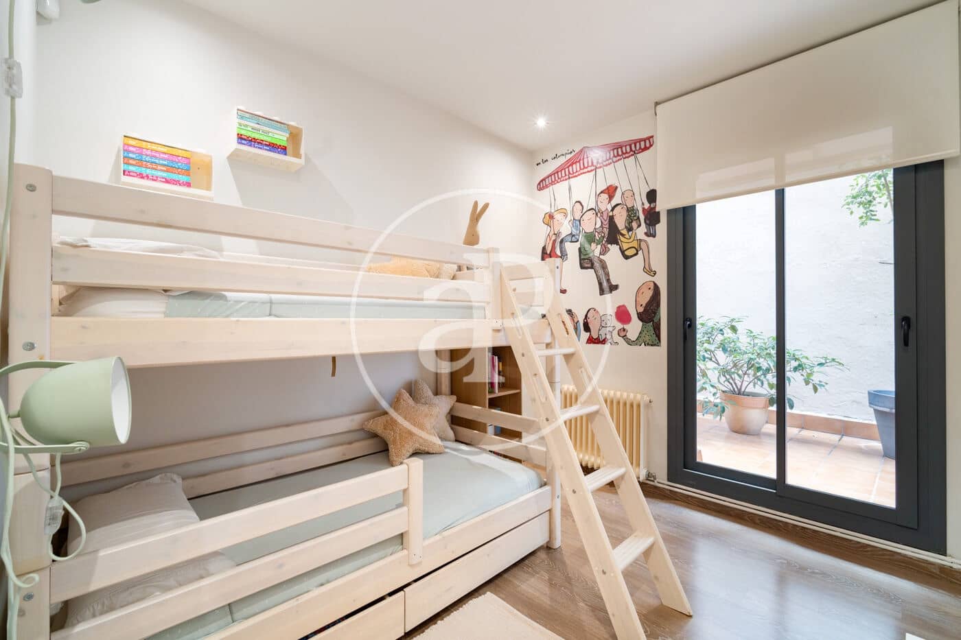 4 soveværelse Lejlighed til salg i Barcelona by med garage - € 1.580.000 (Ref: 10100162)