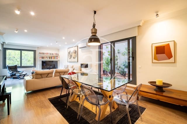 4 soveværelse Lejlighed til salg i Sant Gervasi - Galvany, Barcelona by med garage - € 1.580.000 (Ref: 10100162)