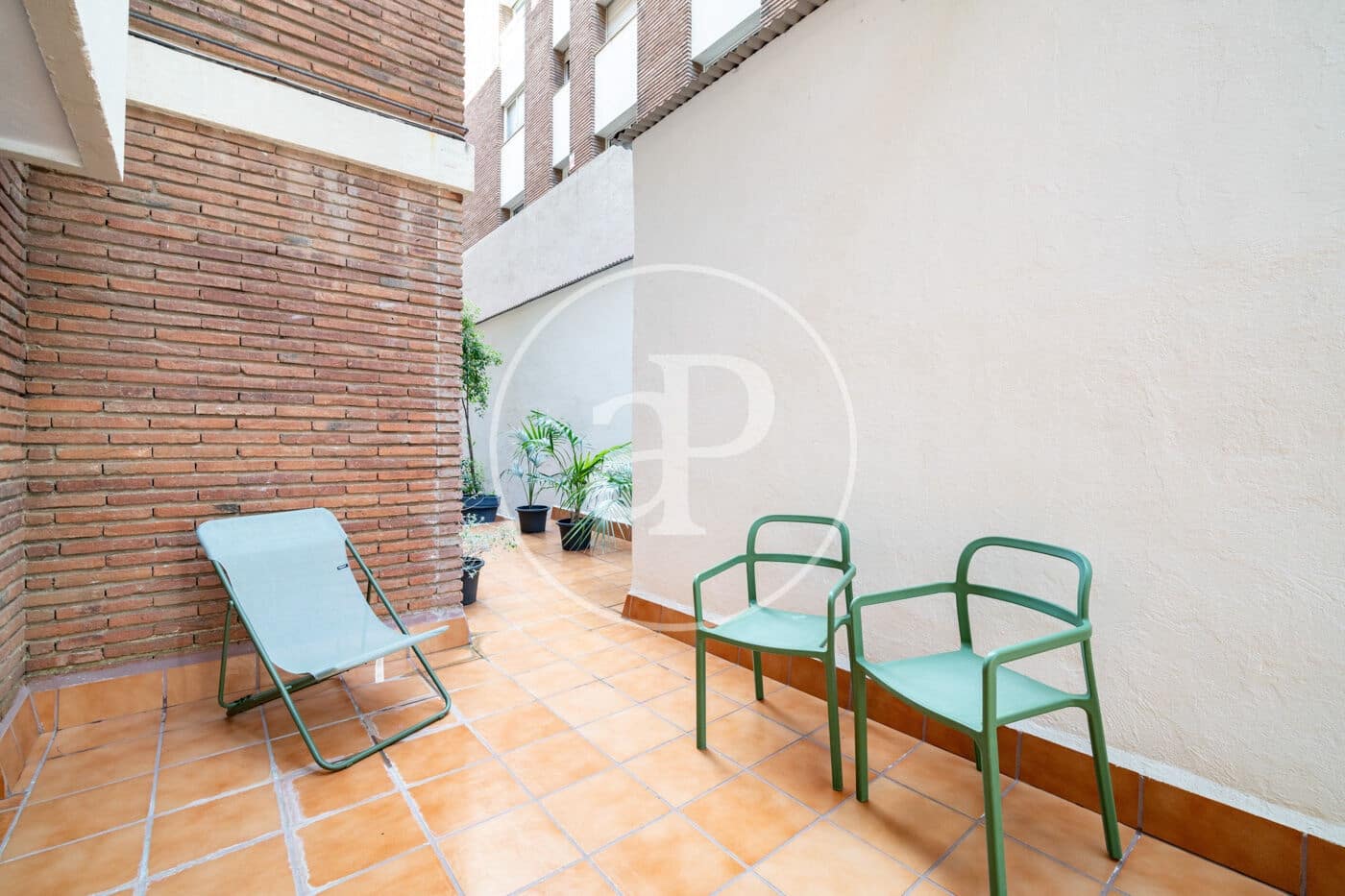 4 soveværelse Lejlighed til salg i Barcelona by med garage - € 1.580.000 (Ref: 10100162)