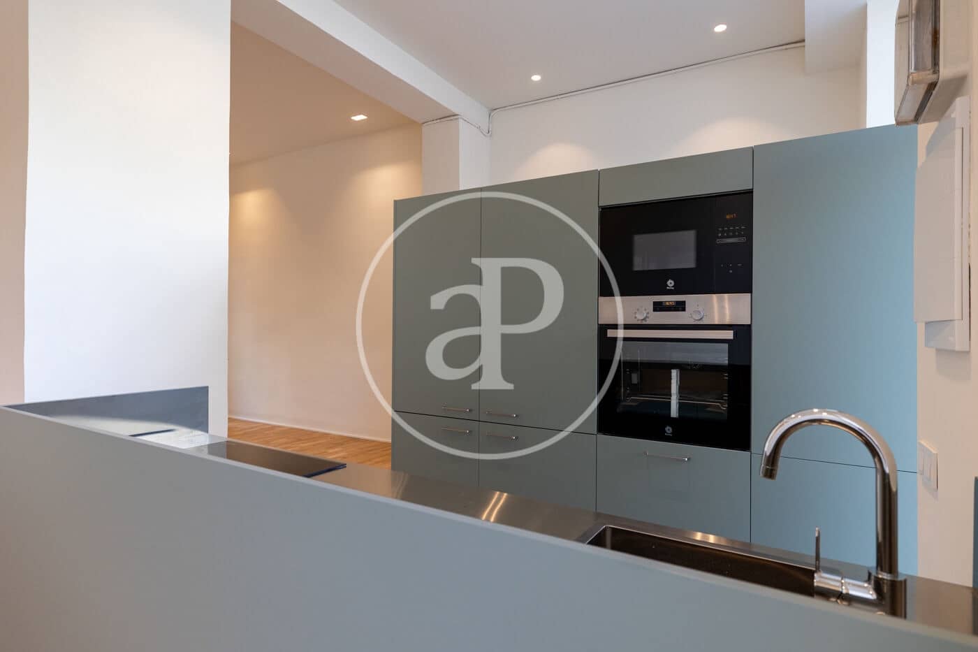 Apartamento de 2 habitaciones en Barcelona ciudad en venta - 469.000 € (Ref: 10100163)