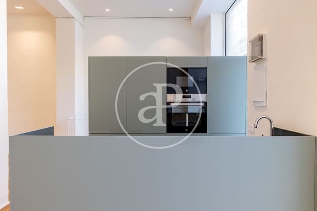 Apartamento de 2 habitaciones en Sant Martí de Provenals, Barcelona ciudad en venta - 469.000 € (Ref: 10100163)