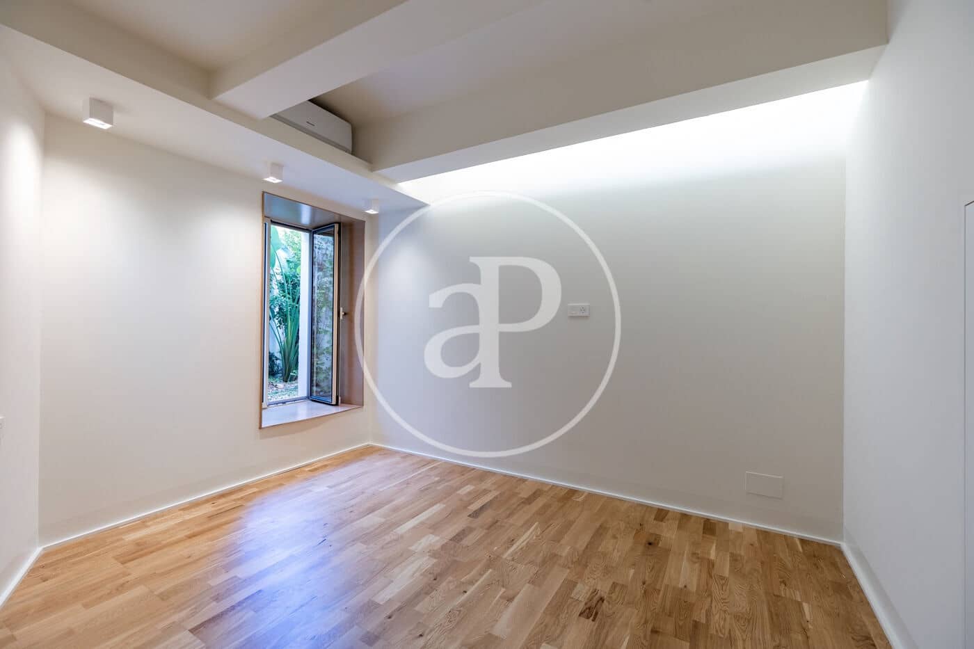 Apartamento de 2 habitaciones en Barcelona ciudad en venta - 469.000 € (Ref: 10100163)