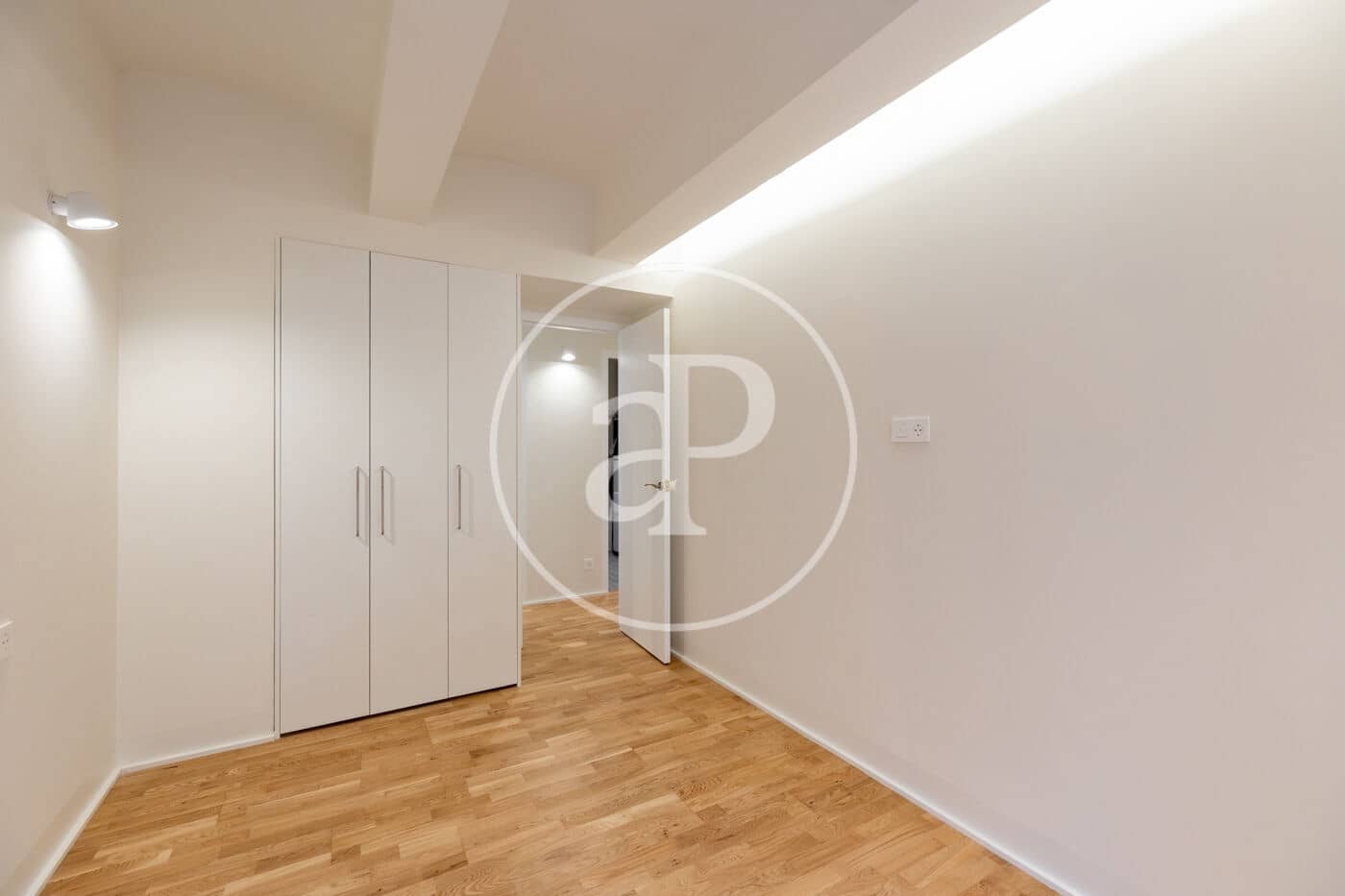 Apartamento de 2 habitaciones en Barcelona ciudad en venta - 469.000 € (Ref: 10100163)