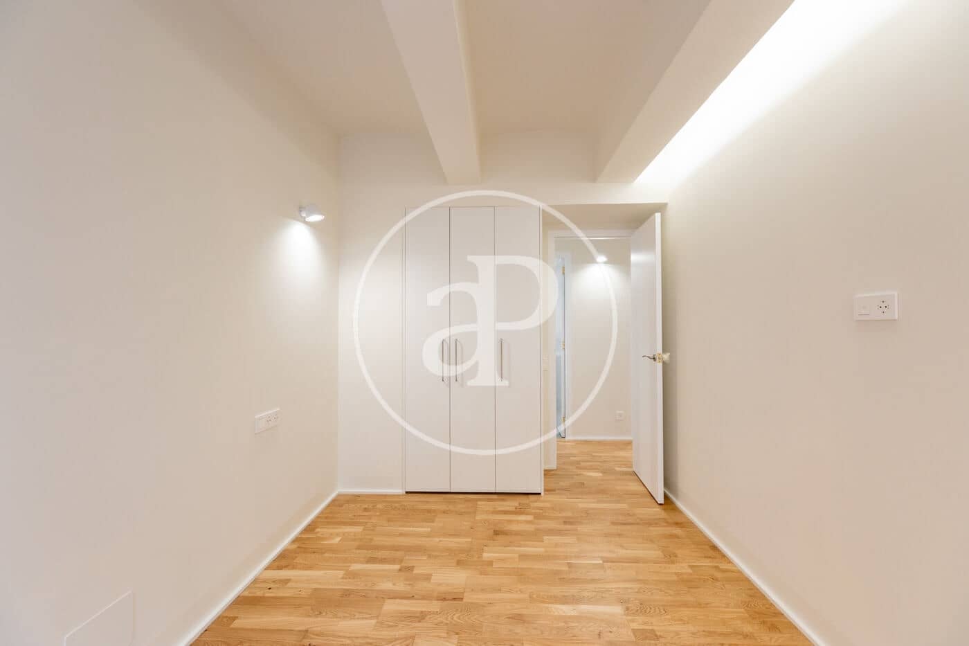 Apartamento de 2 habitaciones en Barcelona ciudad en venta - 469.000 € (Ref: 10100163)
