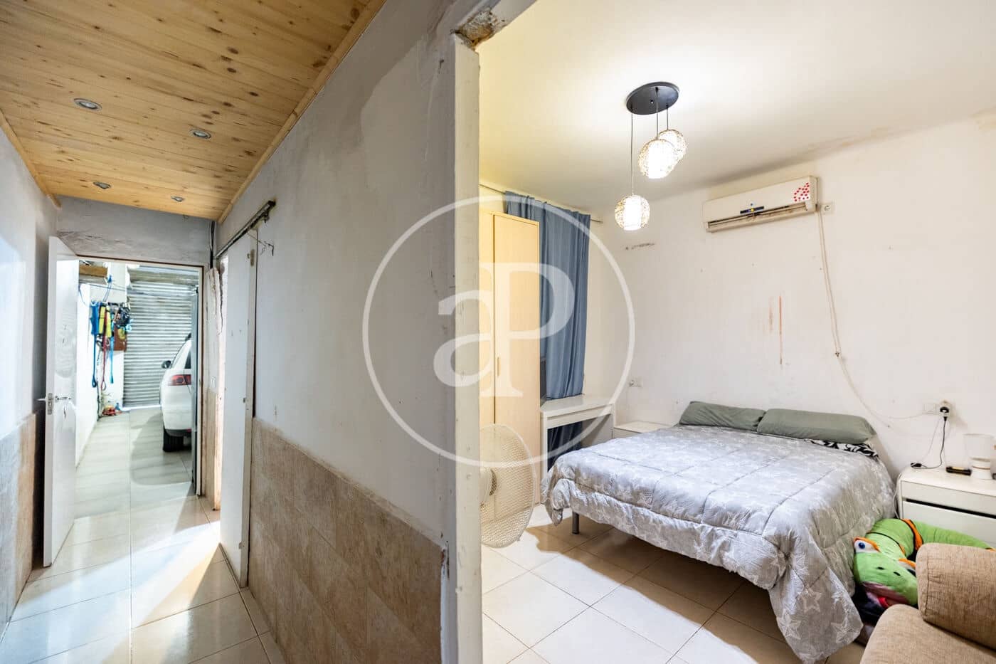 Undeveloped Land for sale in Barcelona city - € 590,000 (Ref: 10100164)