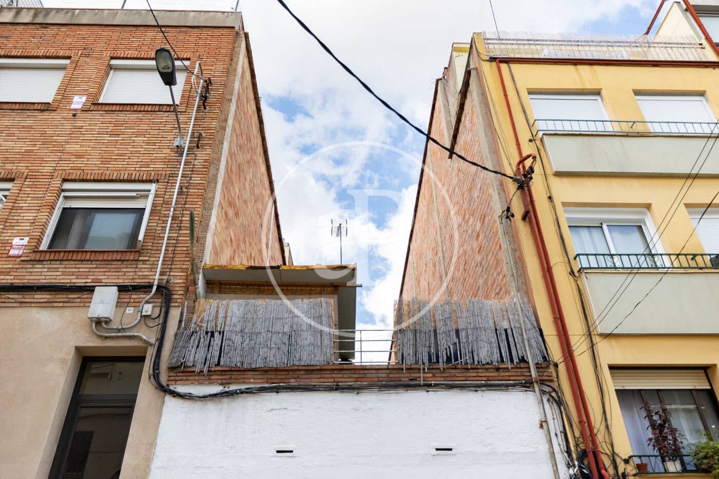 Undeveloped Land for sale in Barcelona city - € 590,000 (Ref: 10100164)