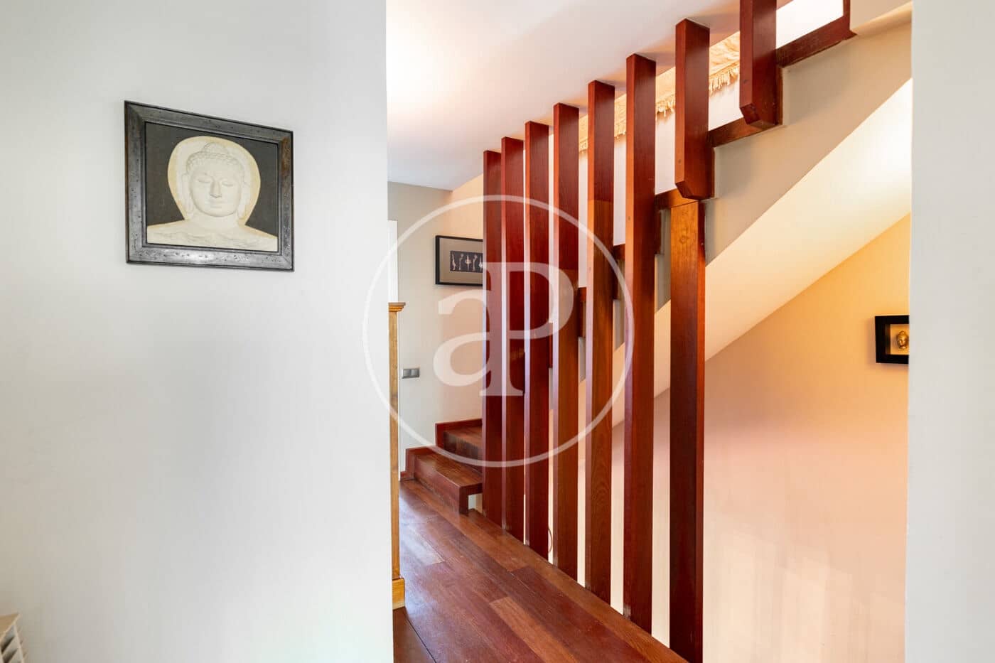 5 bedroom Villa for sale in Sant Feliu de Llobregat with garage - € 895,000 (Ref: 10109616)
