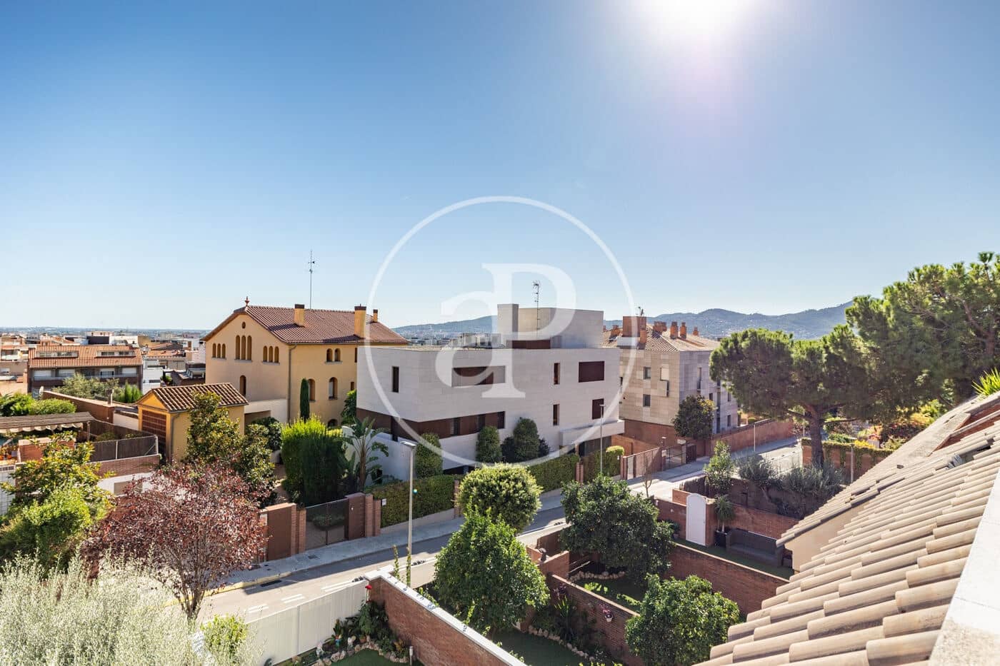 5 bedroom Villa for sale in Sant Feliu de Llobregat with garage - € 895,000 (Ref: 10109616)