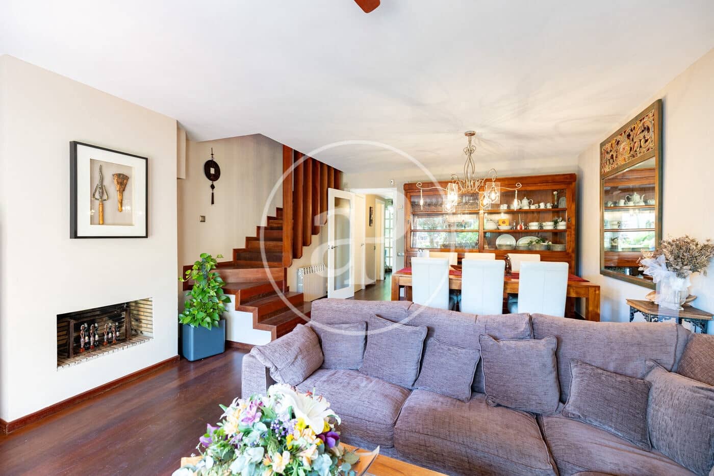 5 bedroom Villa for sale in Sant Feliu de Llobregat with garage - € 895,000 (Ref: 10109616)