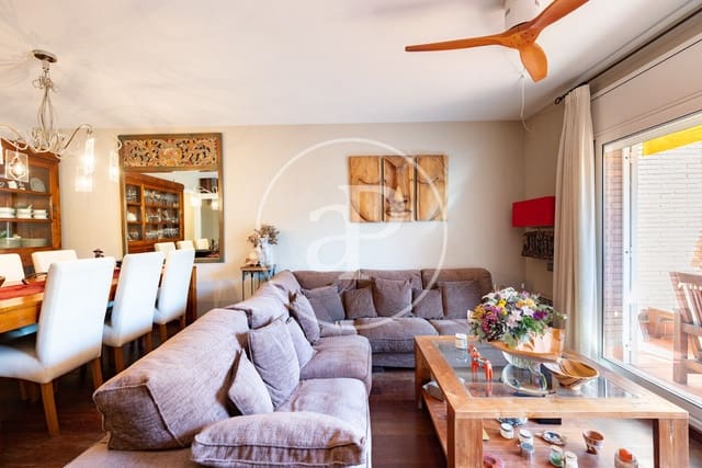 5 bedroom Villa for sale in Sant Feliu de Llobregat with garage - € 895,000 (Ref: 10109616)