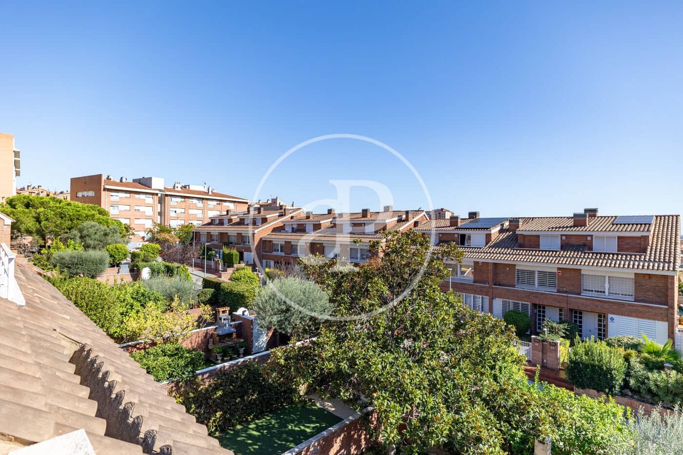 5 bedroom Villa for sale in Sant Feliu de Llobregat with garage - € 895,000 (Ref: 10109616)