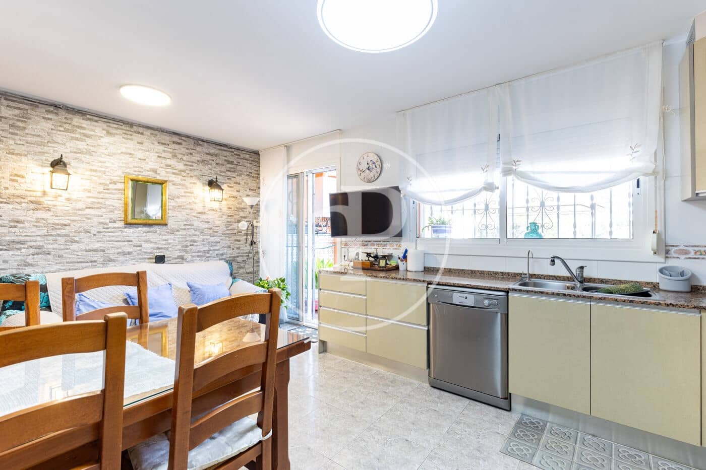 4 Zimmer Villa zu verkaufen in Rubi mit Garage - 455.000 € (Ref: 10109617)