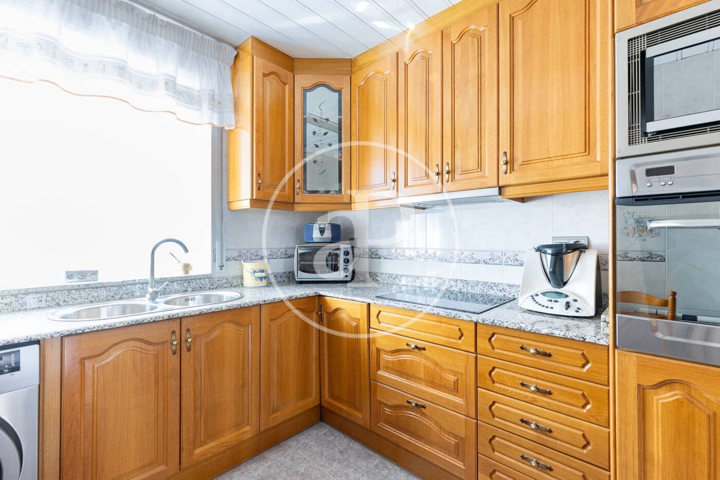 4 Zimmer Villa zu verkaufen in Rubi mit Garage - 455.000 € (Ref: 10109617)
