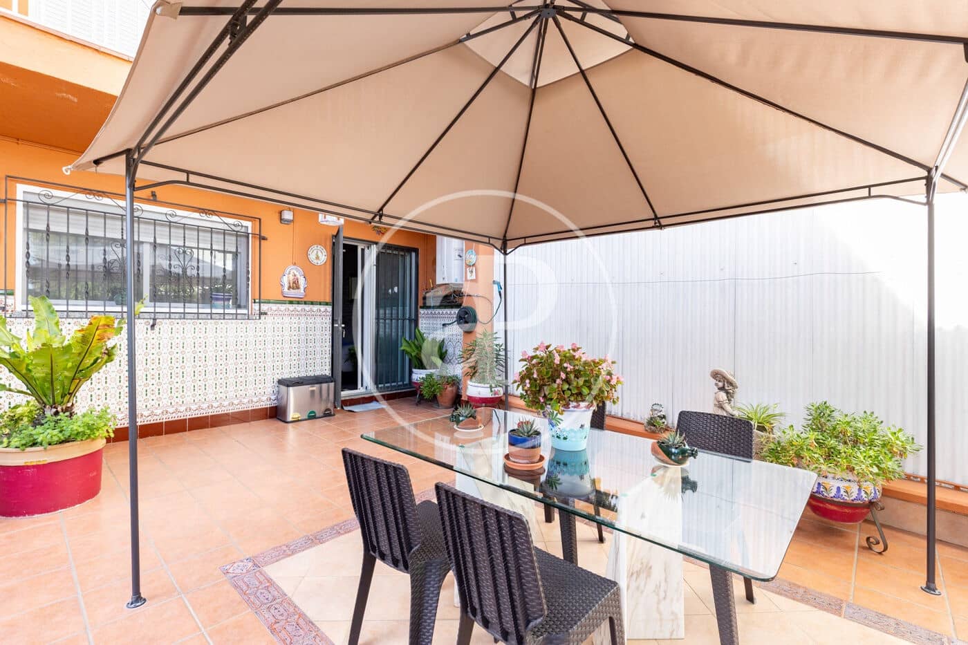 4 Zimmer Villa zu verkaufen in Rubi mit Garage - 455.000 € (Ref: 10109617)