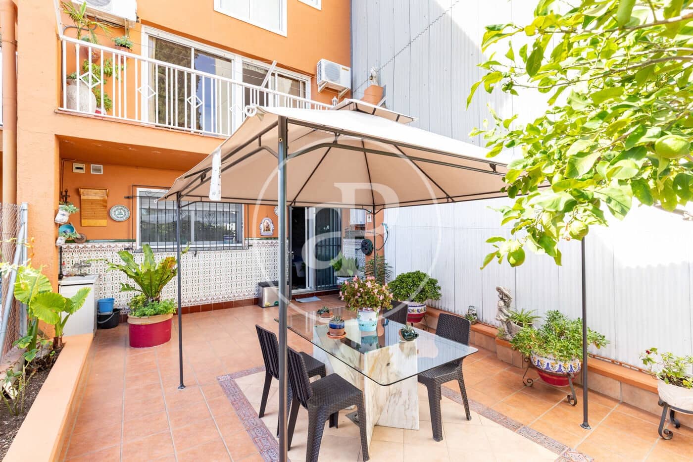 4 Zimmer Villa zu verkaufen in Rubi mit Garage - 455.000 € (Ref: 10109617)