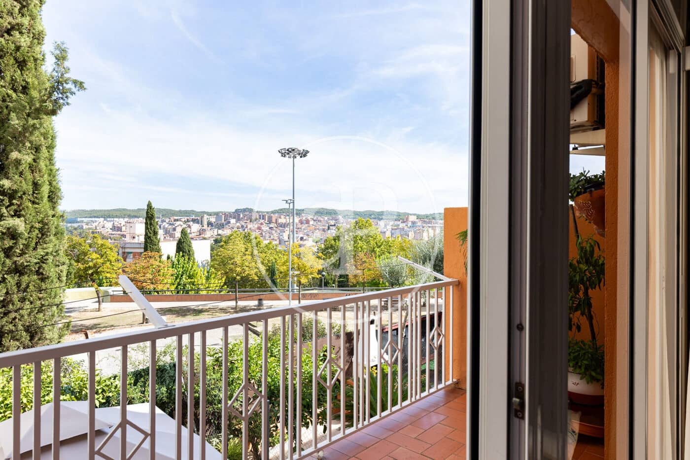 4 Zimmer Villa zu verkaufen in Rubi mit Garage - 455.000 € (Ref: 10109617)