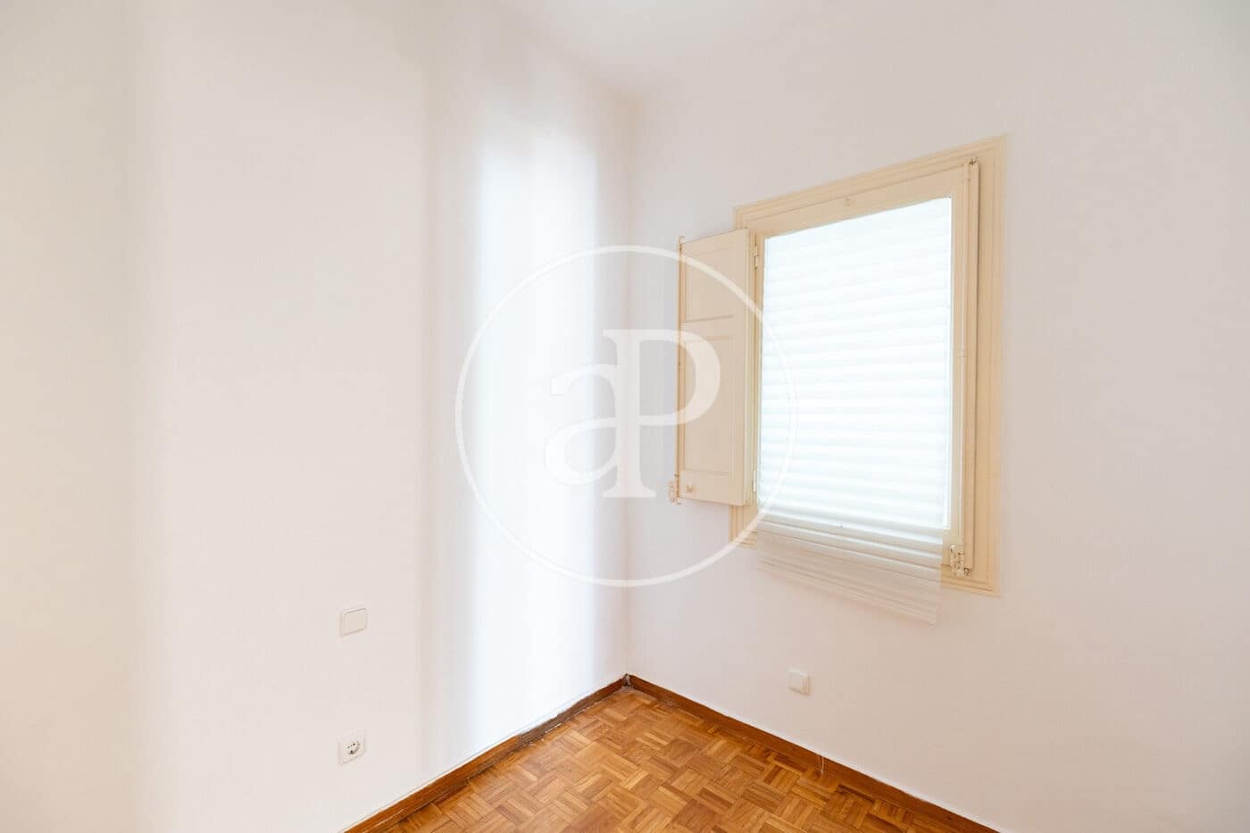 Apartamento de 5 habitaciones en Barcelona ciudad en venta - 1.100.000 € (Ref: 10109618)