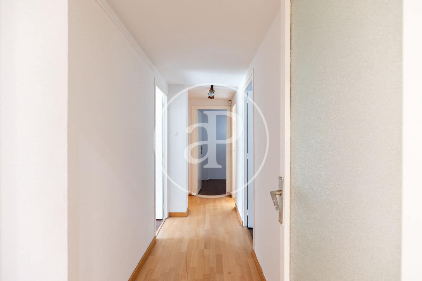 4 bedroom Apartment for sale in Barcelona city - € 370,000 (Ref: 10109619)