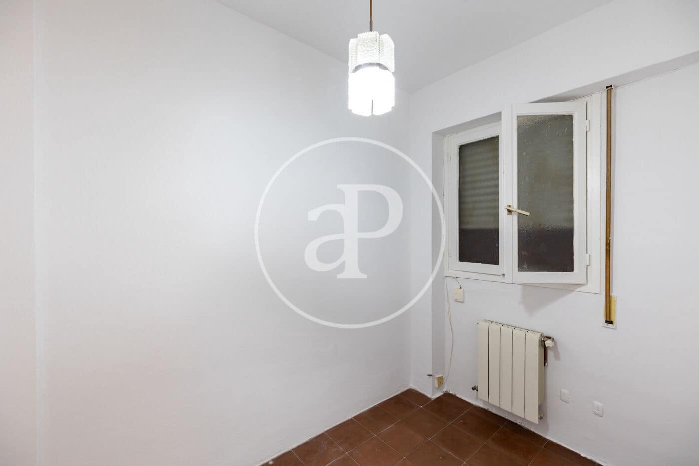 4 bedroom Apartment for sale in Barcelona city - € 370,000 (Ref: 10109619)