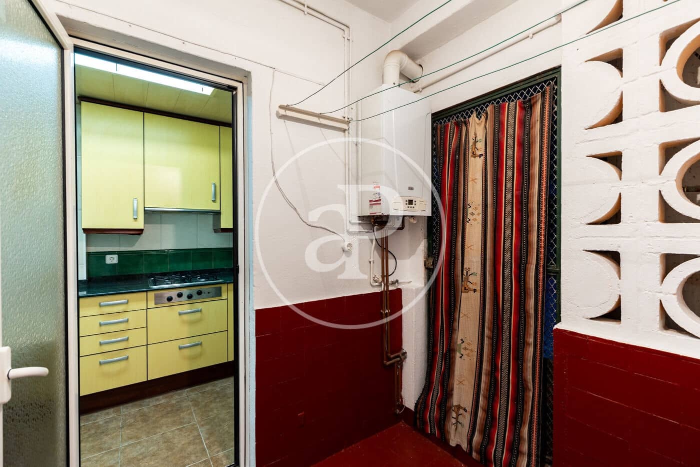 4 bedroom Apartment for sale in Barcelona city - € 370,000 (Ref: 10109619)