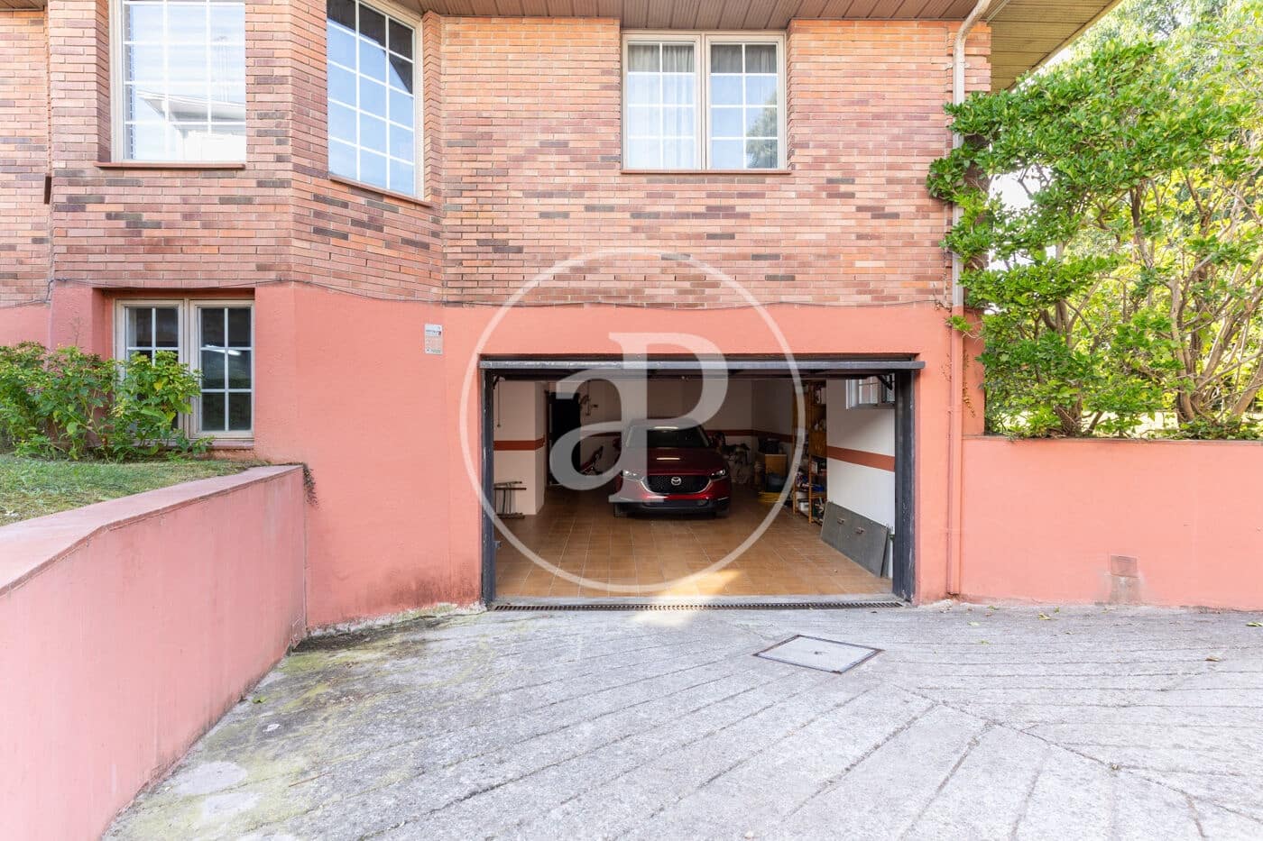 5 Zimmer Villa zu verkaufen in Mira-Sol mit Garage - 1.200.000 € (Ref: 10109620)