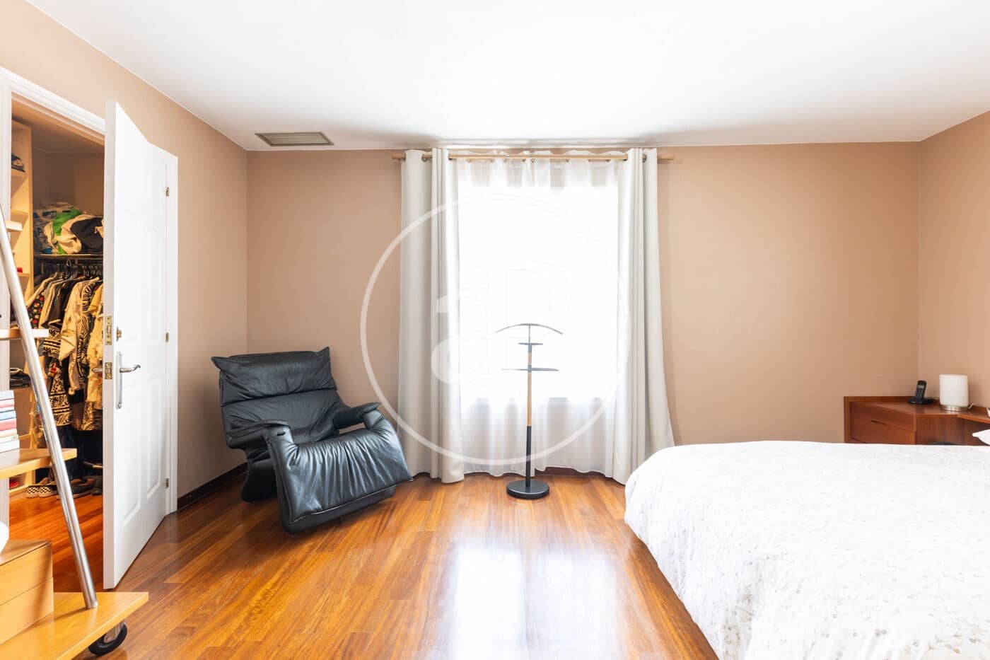 5 Zimmer Villa zu verkaufen in Mira-Sol mit Garage - 1.200.000 € (Ref: 10109620)
