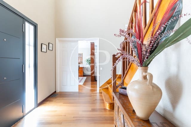 5 Zimmer Villa zu verkaufen in Mira-Sol, Sant Cugat del Vallès mit Garage - 1.200.000 € (Ref: 10109620)