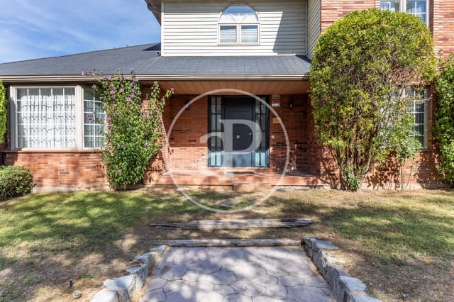 5 Zimmer Villa zu verkaufen in Mira-Sol, Sant Cugat del Vallès mit Garage - 1.200.000 € (Ref: 10109620)