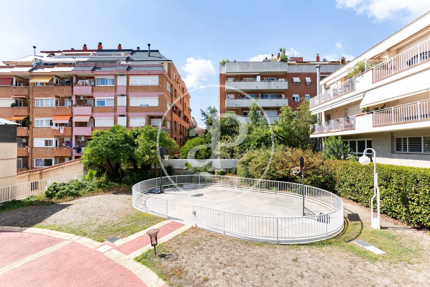 2 soverom Leilighet til salgs i Sant Cugat del Valles med svømmebasseng garasje - € 570 000 (Ref: 10115669)