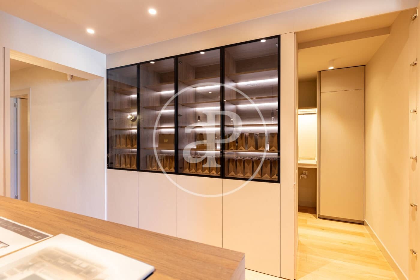 Apartamento de 4 habitaciones en Barcelona ciudad en venta - 1.590.000 € (Ref: 10119940)