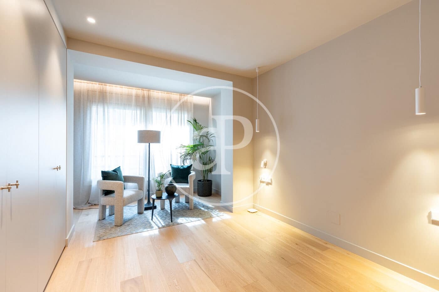 Apartamento de 4 habitaciones en Barcelona ciudad en venta - 1.590.000 € (Ref: 10119940)