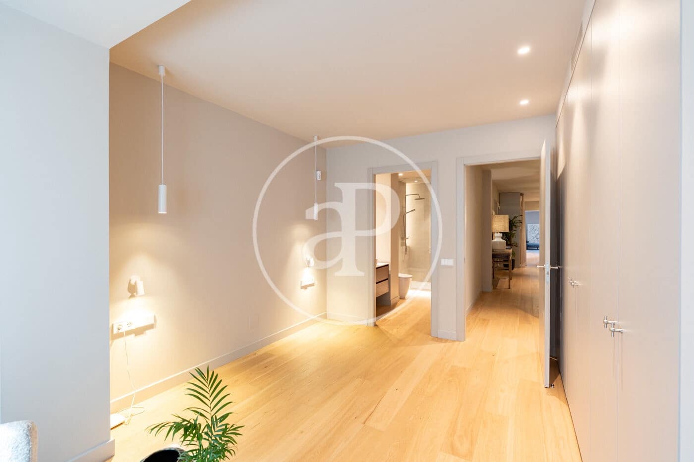 Apartamento de 4 habitaciones en Barcelona ciudad en venta - 1.590.000 € (Ref: 10119940)