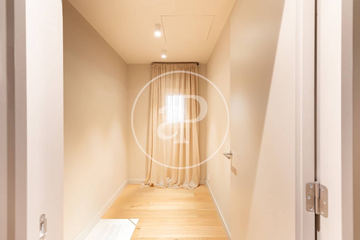 Apartamento de 4 habitaciones en Barcelona ciudad en venta - 1.590.000 € (Ref: 10119940)