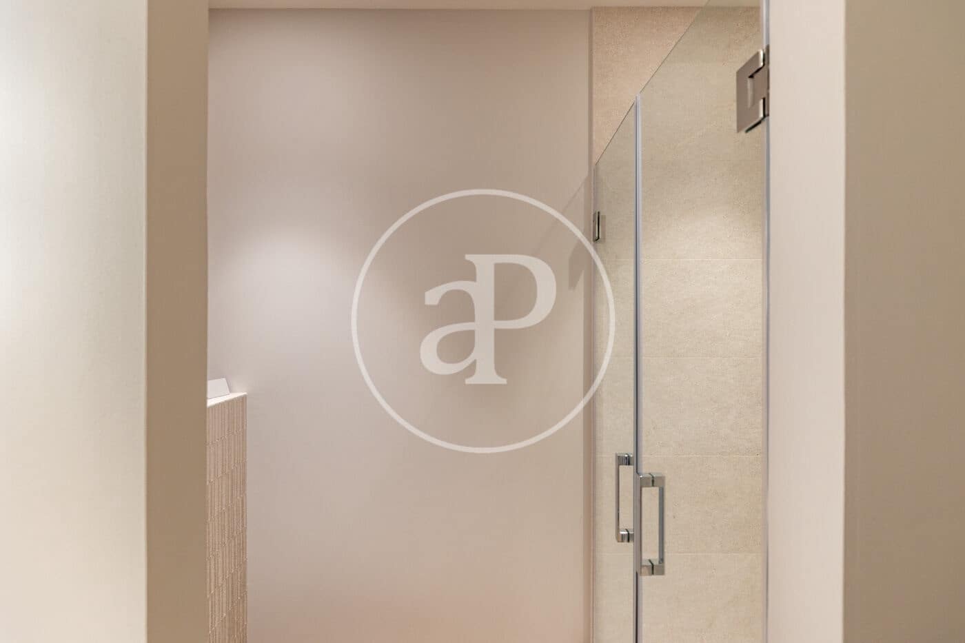 Apartamento de 4 habitaciones en Barcelona ciudad en venta - 1.590.000 € (Ref: 10119940)