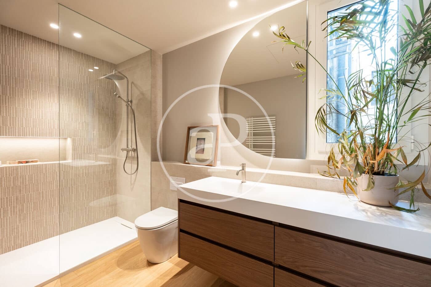 Apartamento de 4 habitaciones en Barcelona ciudad en venta - 1.590.000 € (Ref: 10119940)