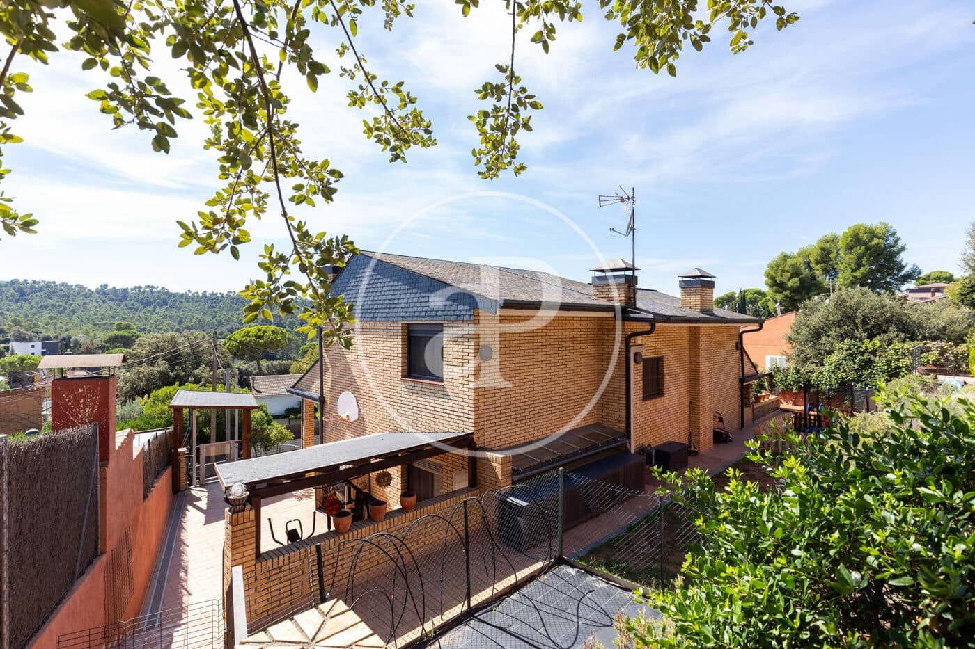 5 sovrum Villa till salu i Valldoreix med pool garage - 1 465 000 € (Ref: 10119941)