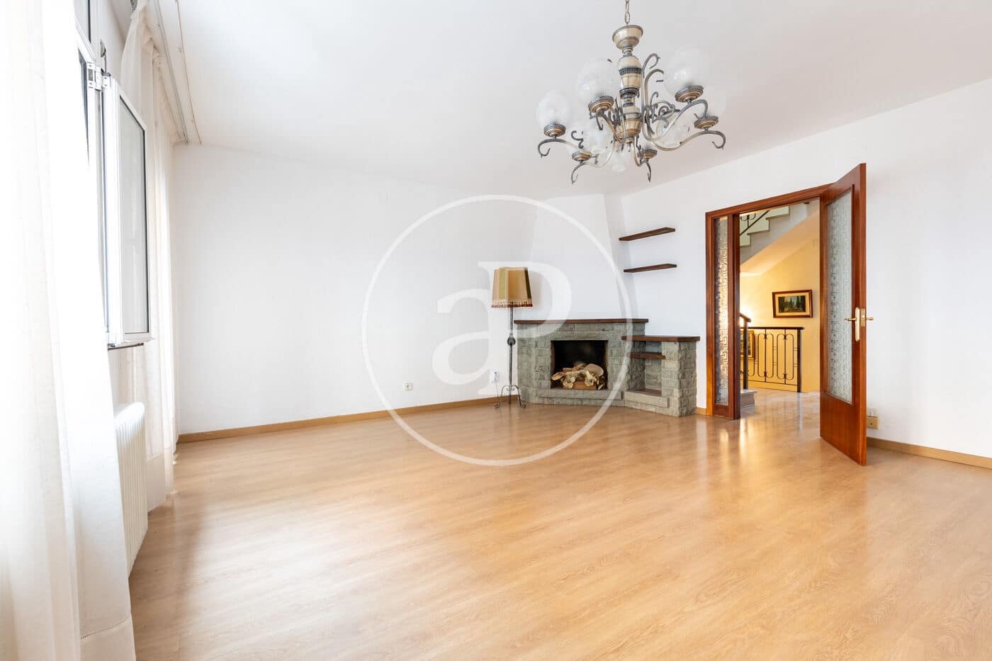5 sovrum Villa till salu i Sabadell med garage - 590 000 € (Ref: 10119945)