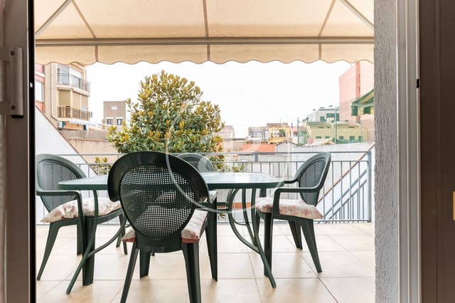 5 sovrum Villa till salu i Sabadell med garage - 590 000 € (Ref: 10119945)