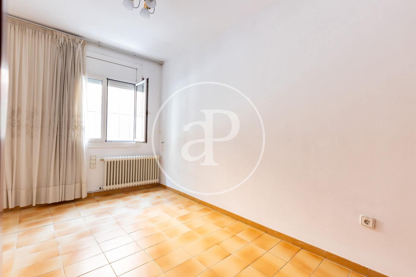 5 sovrum Villa till salu i Sabadell med garage - 590 000 € (Ref: 10119945)