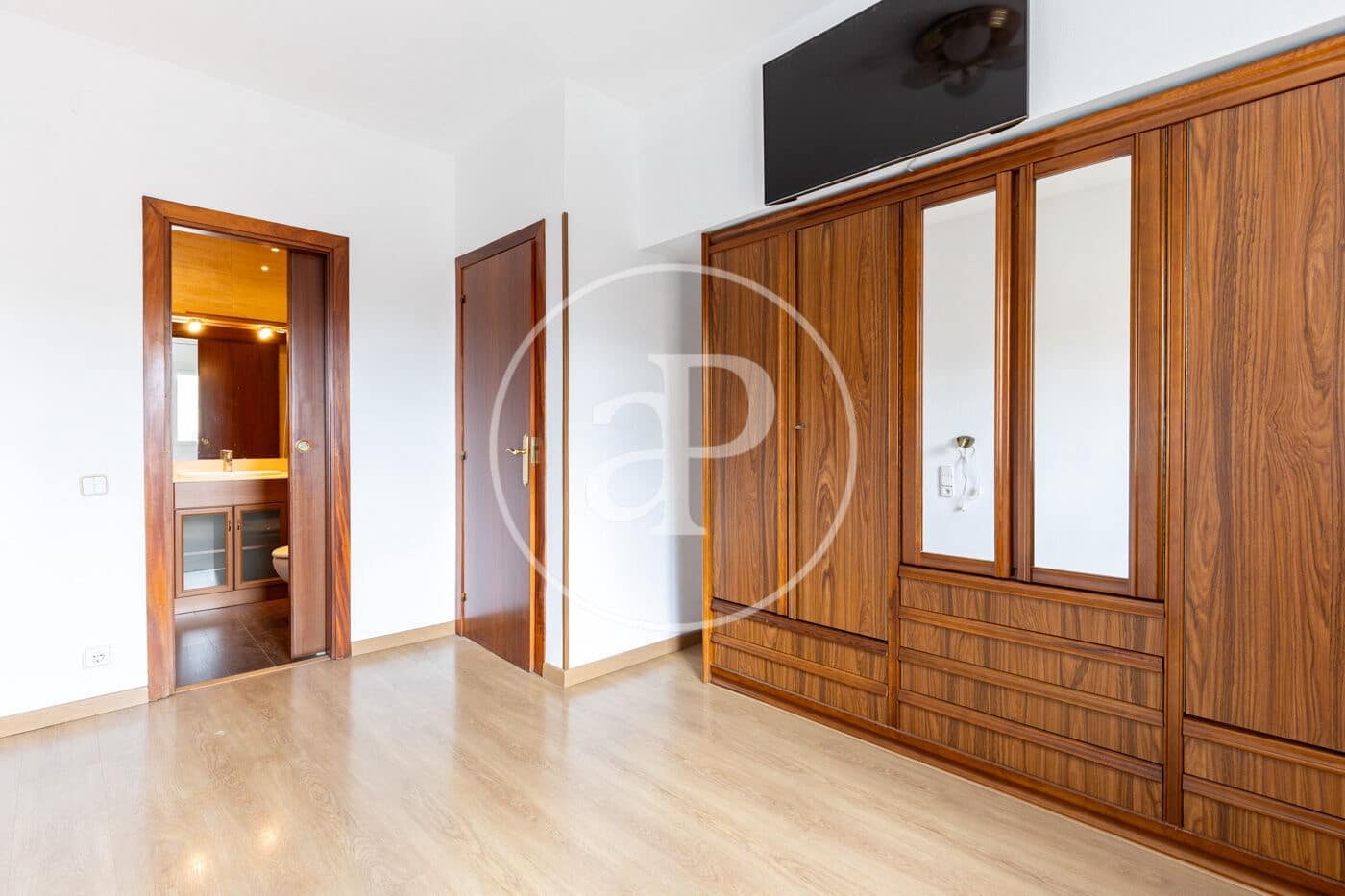 5 sovrum Villa till salu i Sabadell med garage - 590 000 € (Ref: 10119945)