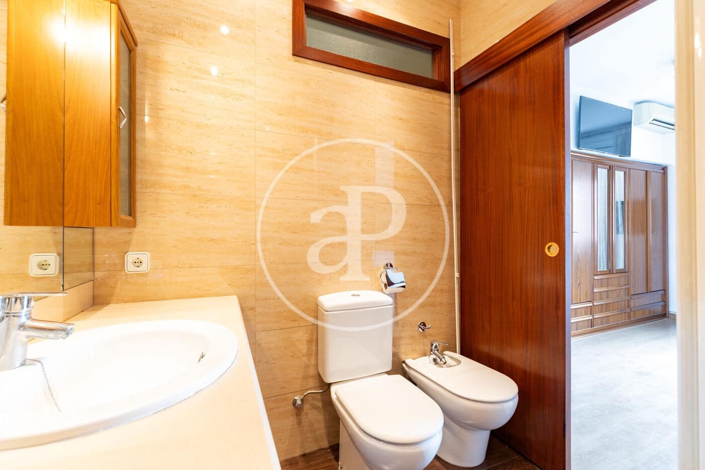 5 sovrum Villa till salu i Sabadell med garage - 590 000 € (Ref: 10119945)