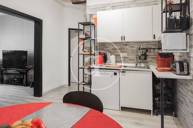 2 makuuhuone Huoneisto myytävänä paikassa Sants, Barcelona kaupunki - 425 000 € (Ref: 10124443)