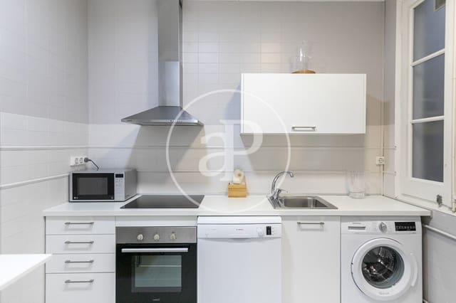 2 soverom Leilighet til salgs i El Barri Gòtic, Barcelona by - € 580 000 (Ref: 10129325)